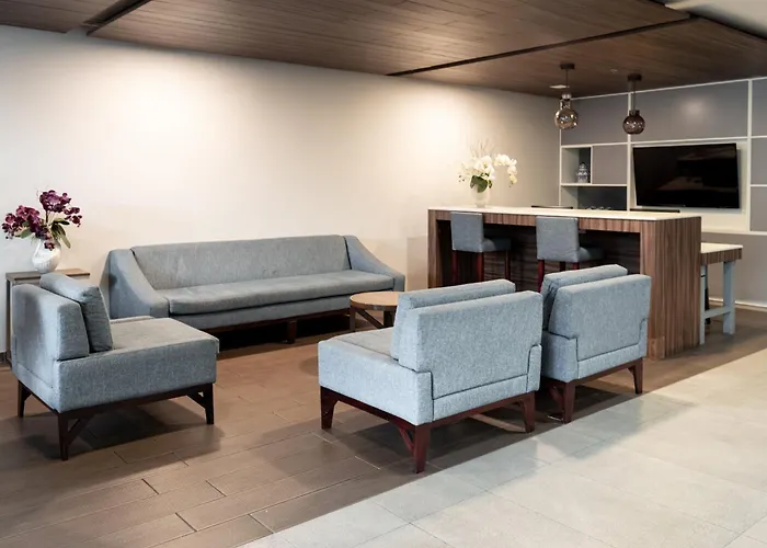 Holiday Inn Express&Suites - Playa del Carmen, an IHG Hotel