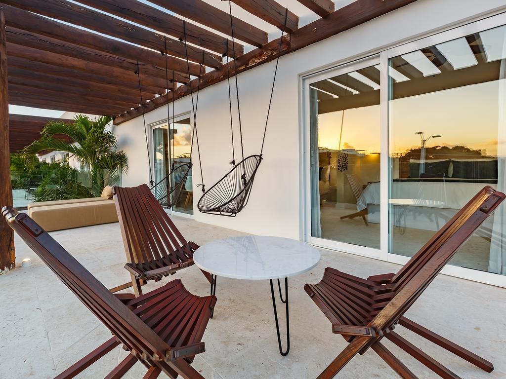 Suite Júnior com Terraço e Vista Cidade (2 Adultos + 2 Crianças)