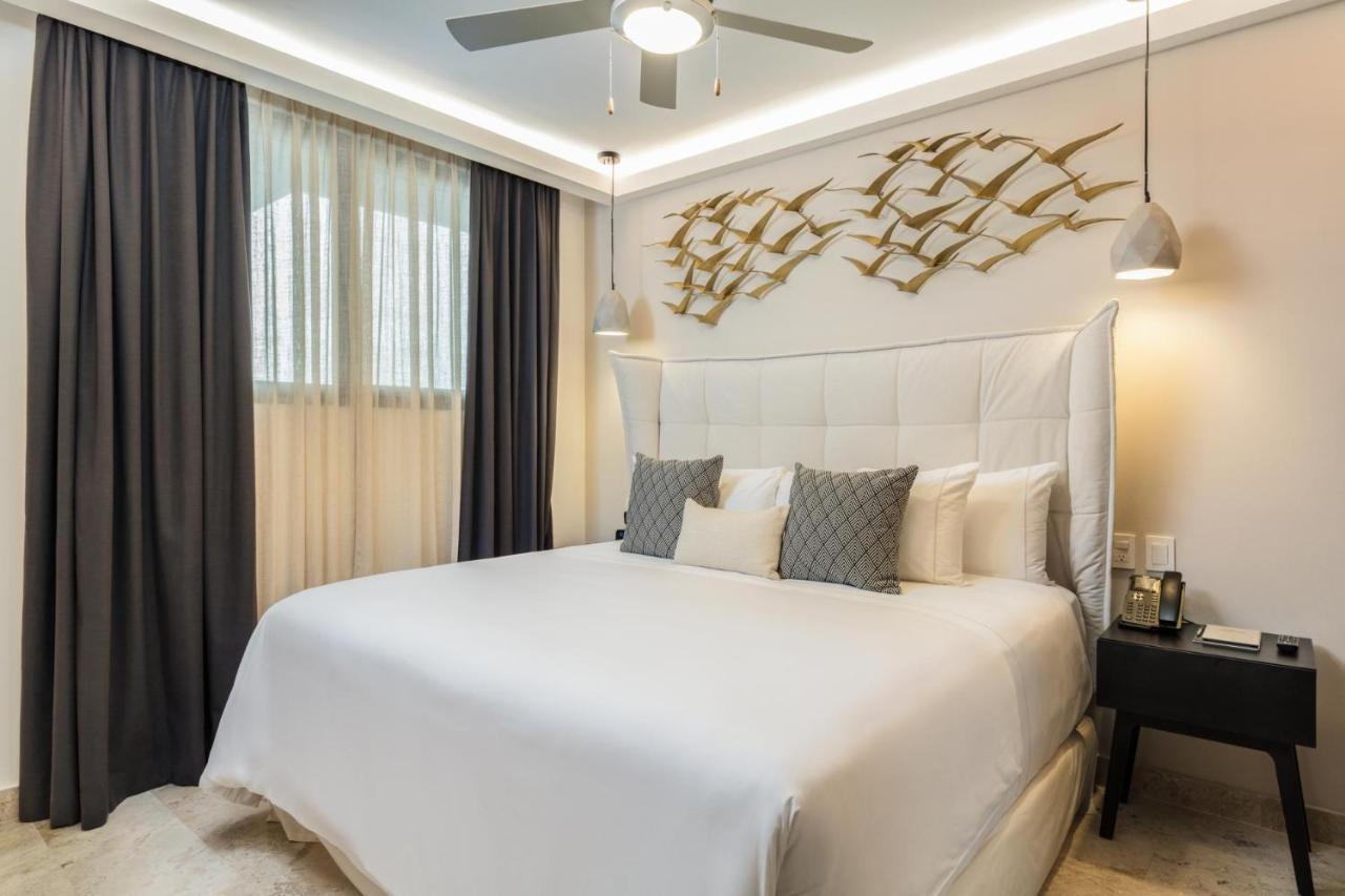 Double Room,1499615485:JPEG