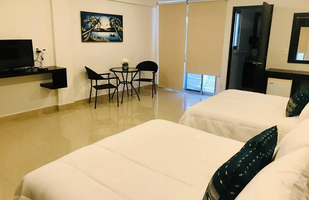 Deluxe Condos 42-1