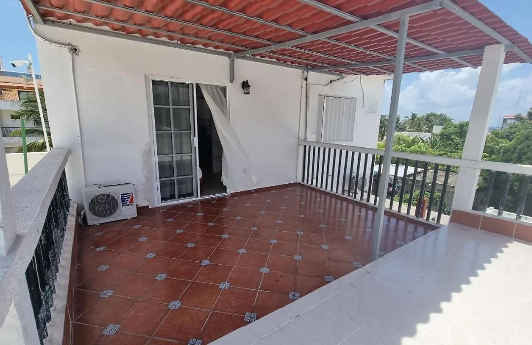A una calle del ado 5ta avenida-1
