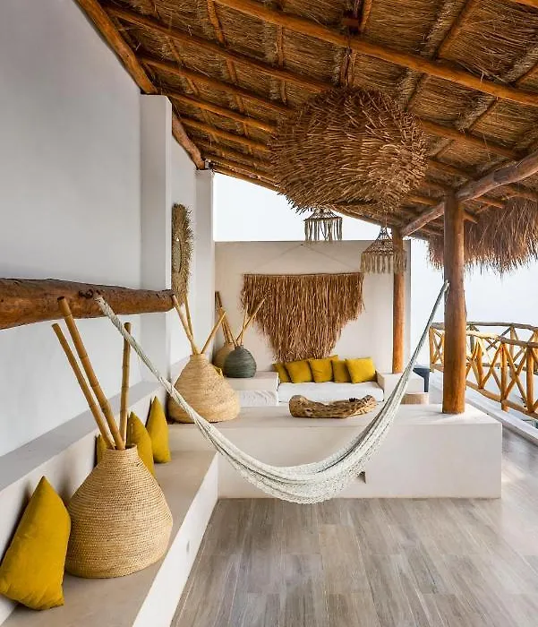 Verandah Studios-1