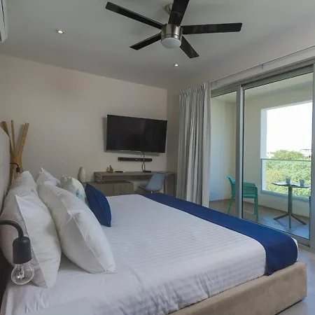 The Gallery Condos Playa de Carmen-2