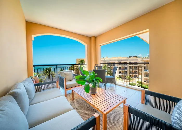 Condo Surf 405 - Luxury Oceanview Beachfront 3 Bedroom With Gym - At El Faro Condos Playa del Carmen acceptant les animaux