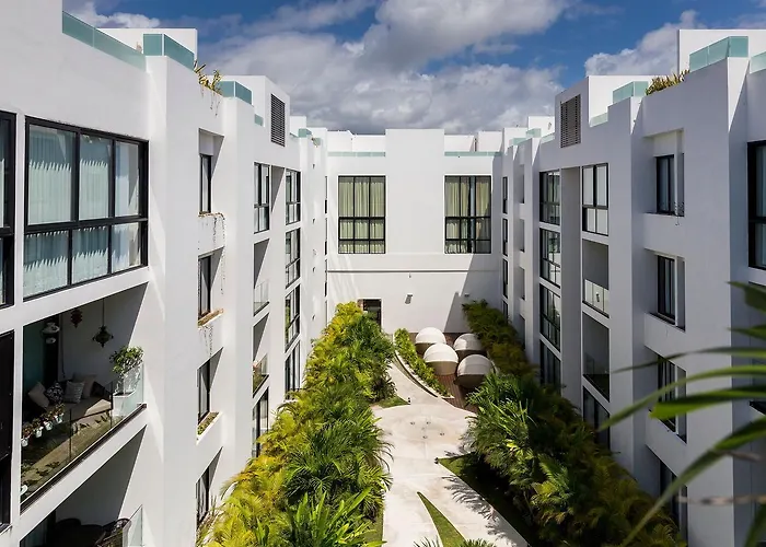 Anah Luxury Condos By Baitna Playa del Carmen, México